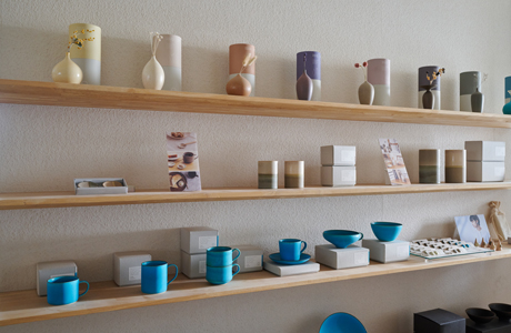 東山工房本店ディスプレイ